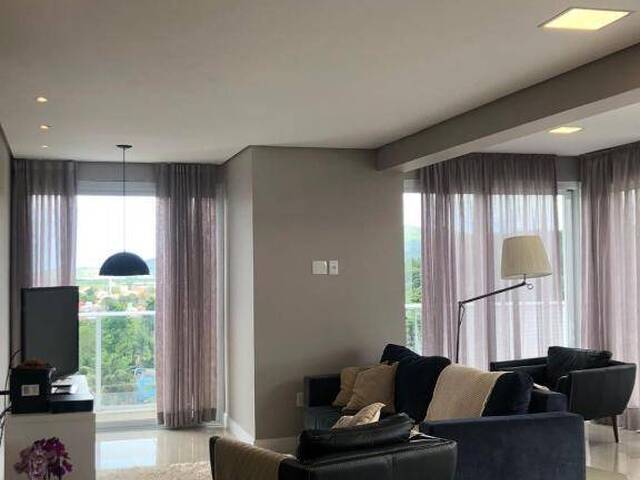 Cobertura para Venda em Florianópolis - 3